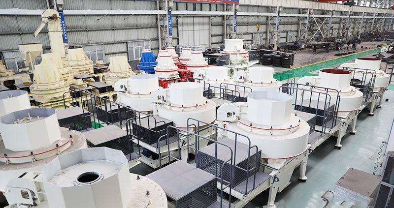 整齊擺放的VSI沖擊式制砂機(jī) 整齊擺放的VSI沖擊式制砂機(jī)