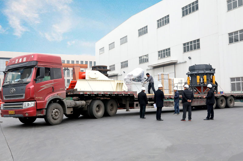 破碎機裝車發貨