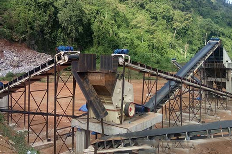 反擊式破碎機工作現場